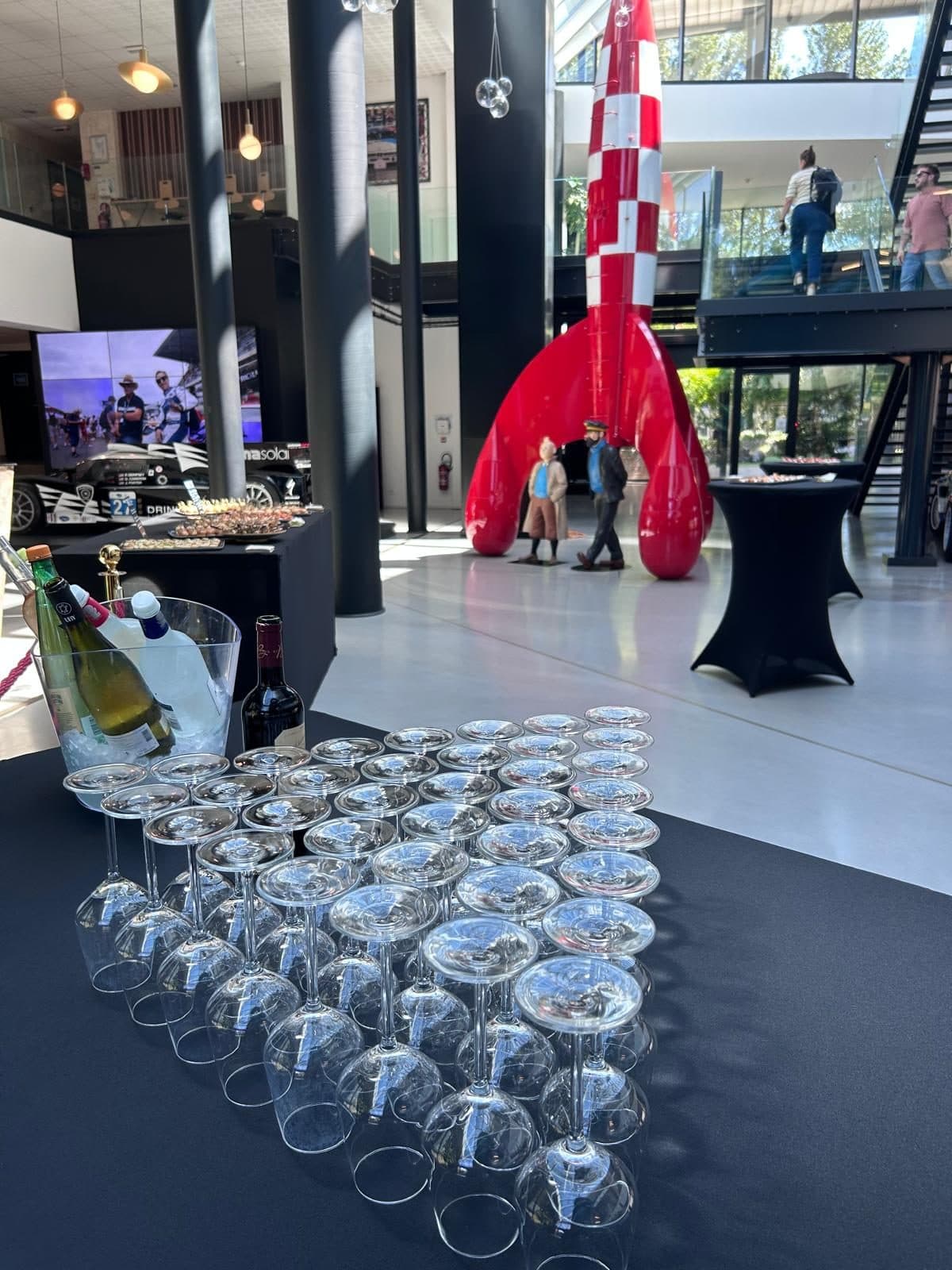 Cocktail dressé lors d'un événement d'entreprise